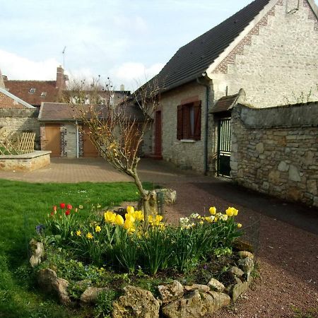 Gite A La Campagne Cressonsacq Bagian luar foto